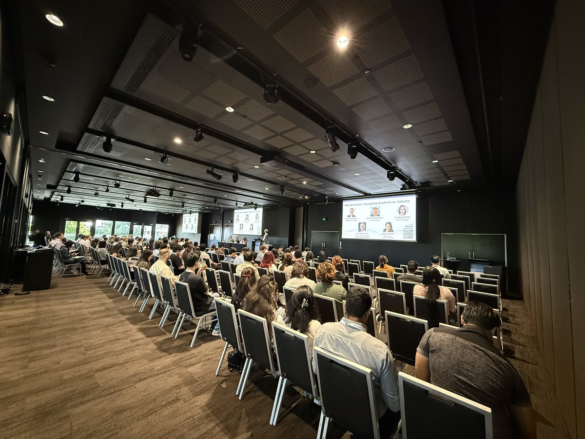 Khoonono's tweet image. Back from a fantastic ASBTE conference 🤩🤩🐔🐔. Couldn’t be prouder of @MCAllenby Nathalie and Yi-Chin for chairing such a fantastic conference. Always such a blast to catchup with friends and colleagues, we have such a wonderful community! @ASBTE1 #sciencefamily