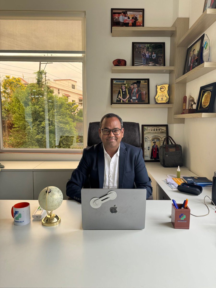 Every day, I sit at the same desk, but every day, I arrive with a new mindset.🙏🏻♥️

A new idea.
A new goal.
A new wave of excitement.
A new reason to smile.

This is the new Academically Global <a href="/AcademicallyAus/">Academically Global</a> office in #Dehradun. A space that’s not just built with bricks and