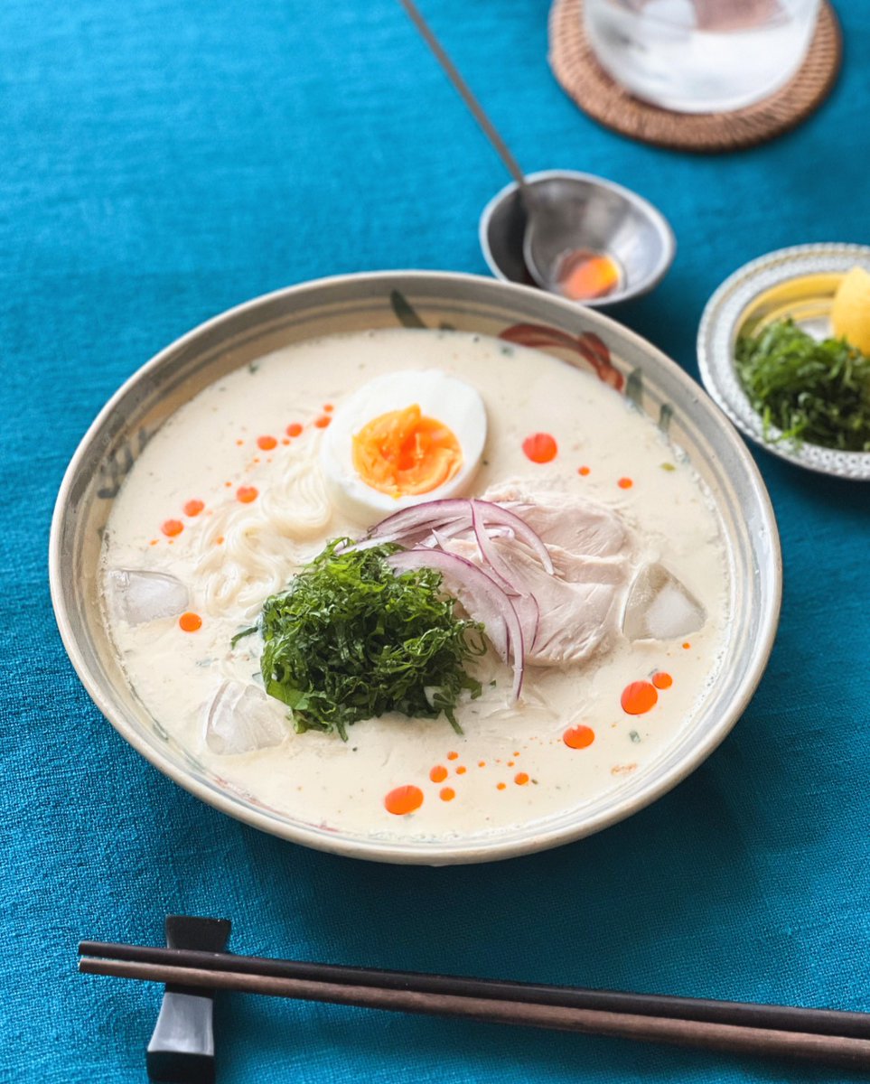 J-WAVE START LINE (@startline_813) on Twitter photo 【HIGASHIMARU SHOYU FROM MY KITCHEN】
料理研究家の
#藤本早苗 さん(<a href="/sanae_foodgeek/">さなえごはん/藤本早苗</a> )に、
ヒガシマル醤油のを使った「豆乳冷素麺」のレシピ
教えていただきます😋
#sl813 #jwave 【HIGASHIMARU SHOYU FROM MY KITCHEN】
料理研究家の
#藤本早苗 さん(<a href="/sanae_foodgeek/">さなえごはん/藤本早苗</a> )に、
ヒガシマル醤油のを使った「豆乳冷素麺」のレシピ
教えていただきます😋
#sl813 #jwave