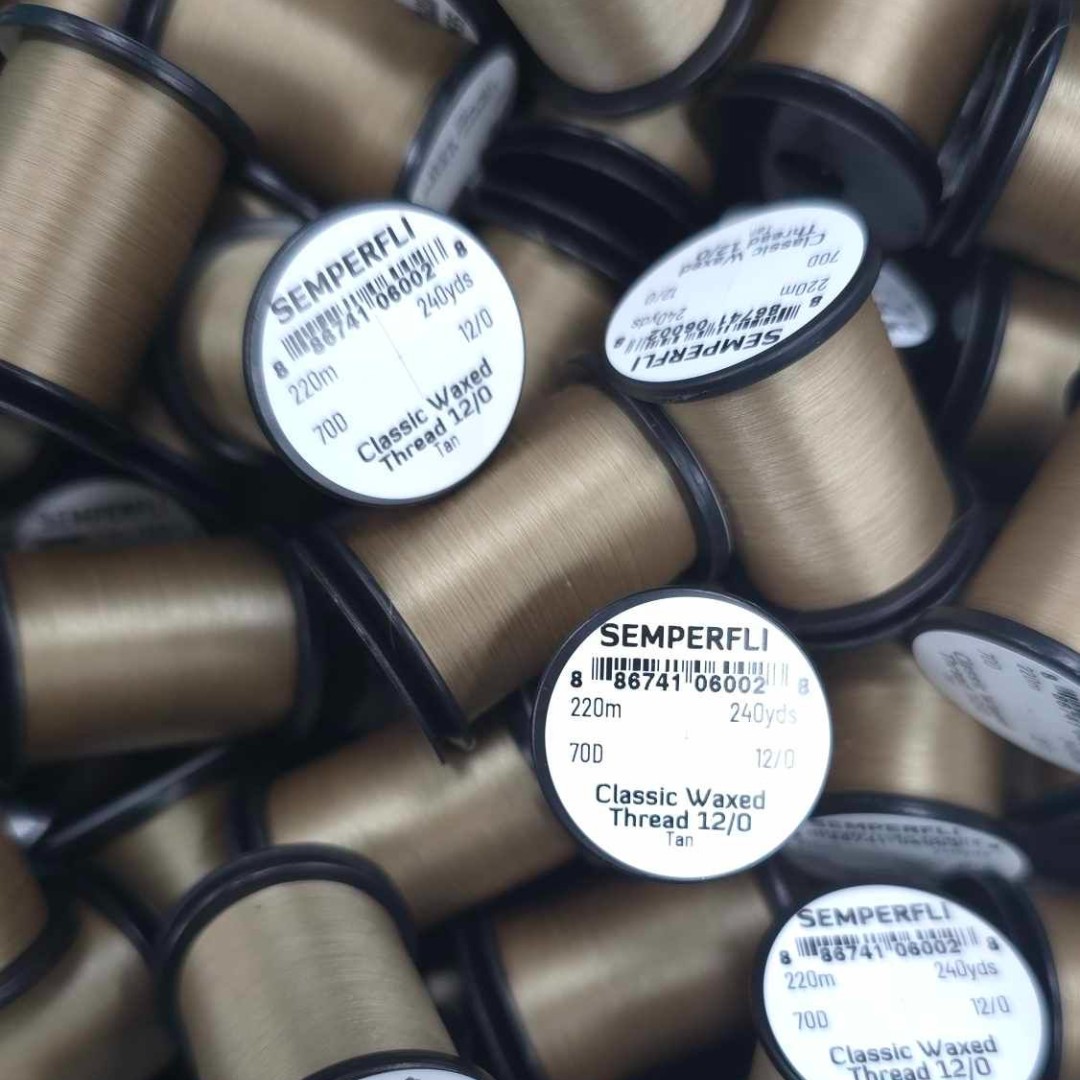 semperfli's tweet photo. Like this post if you love Classic Waxed Thread! Need a thread top up? Get it here - https://t.co/R0jQnwhmVV

#semperfli #tiewithsemperfli #classicwaxedthread #flytying #flyfishing #flytyingthread #poweredbysemperfli #semperfliproteam https://t.co/efwEsdG0Xf