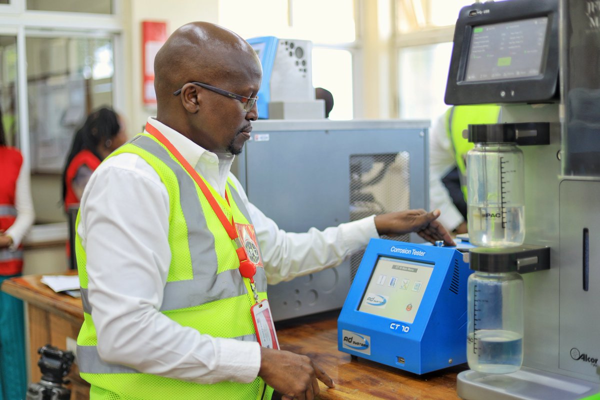KPC (@kenyapipeline) on Twitter photo The KPC Laboratory partners with <a href="/MorendatKE/">Morendat Kenya</a> , where our experts mentor chemistry students, nurturing talent, fostering excellence, and driving innovation in the industry!
#KPCAt51
#51YearsOfTransformingLivesAndRegionalEconomies The KPC Laboratory partners with <a href="/MorendatKE/">Morendat Kenya</a> , where our experts mentor chemistry students, nurturing talent, fostering excellence, and driving innovation in the industry!
#KPCAt51
#51YearsOfTransformingLivesAndRegionalEconomies