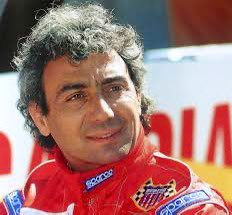 25 aprile, festa della Liberazione ma per me sarà sempre legato al ricordo di Michele Alboreto che nel 2001 perse la vita al Lausitzring durante un test con l’Audi R8. Il destino ci ha portato via un pilota di cui lo stesso Enzo Ferrari disse: gli dobbiamo un titolo mondiale.