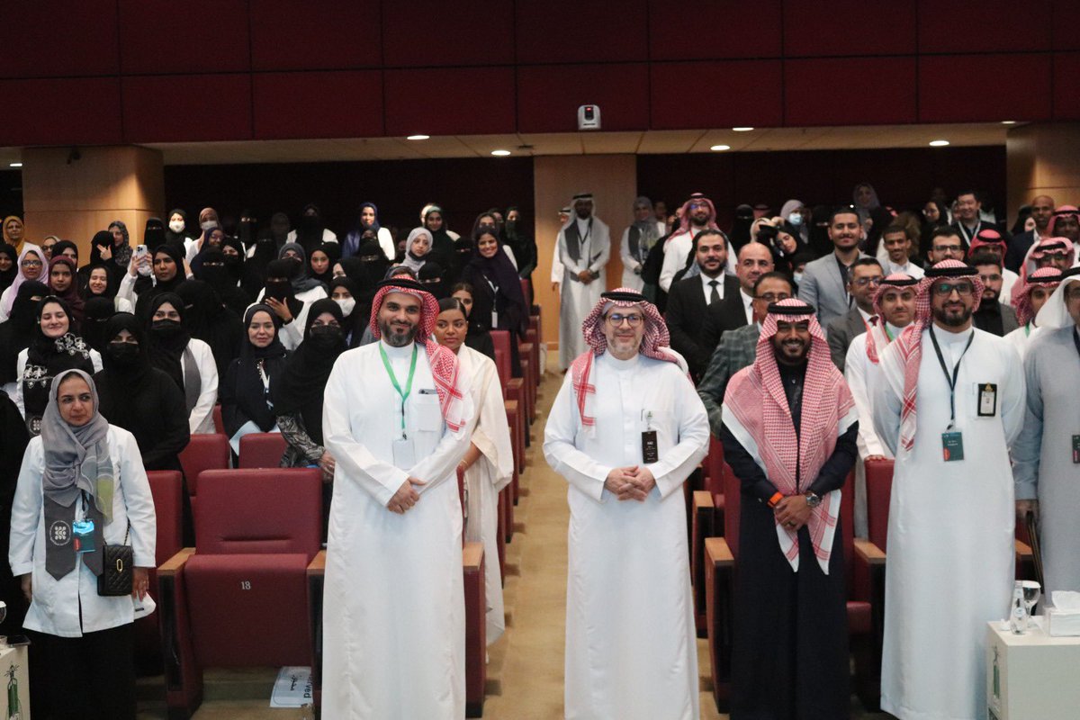 drshala's tweet photo. I was honored to present and moderate at the First KFMRC Conference 2025 held at King Abdulaziz University in Jeddah.

My talk, titled “Advancing Pathogen Surveillance: Tackling Nosocomial and AMR in Infectious Disease and Pandemic Preparedness” https://t.co/FeYlTpEyTn