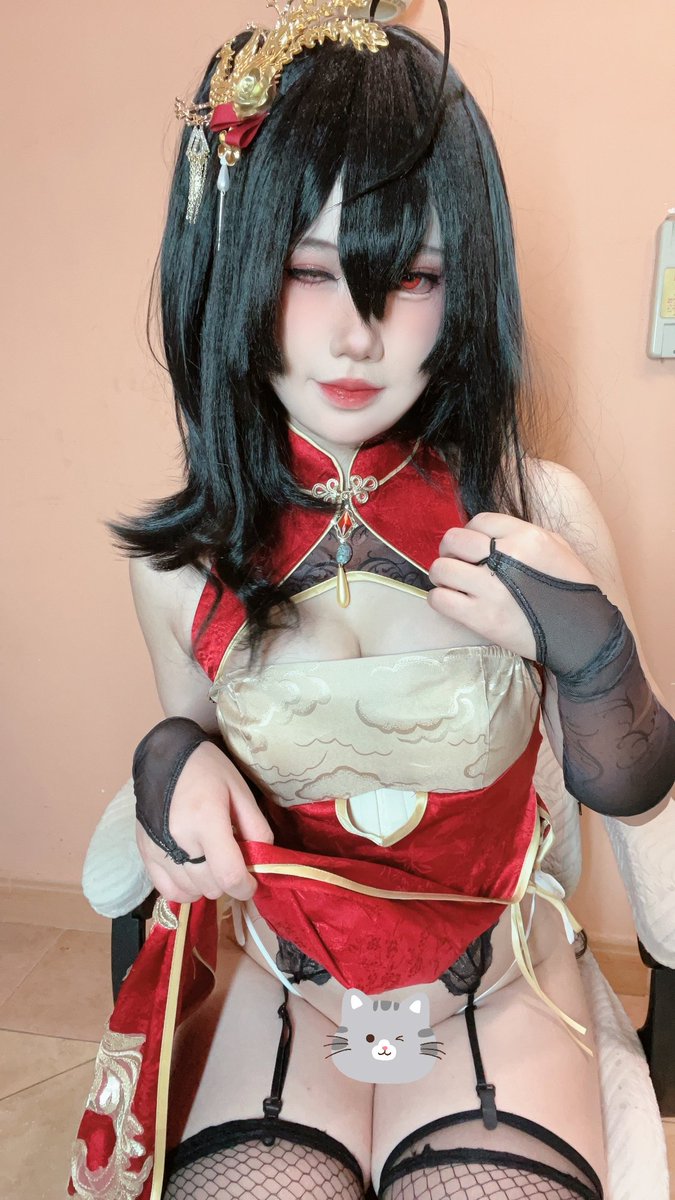 喜不喜欢？喜不喜欢妈妈的屁股？
#碧蓝航线 #AzurLane #大凤 
@MitsumeDoji @ToukaYuan @Xiaoxiaofoer https://t.co/UeGMaM6Jov