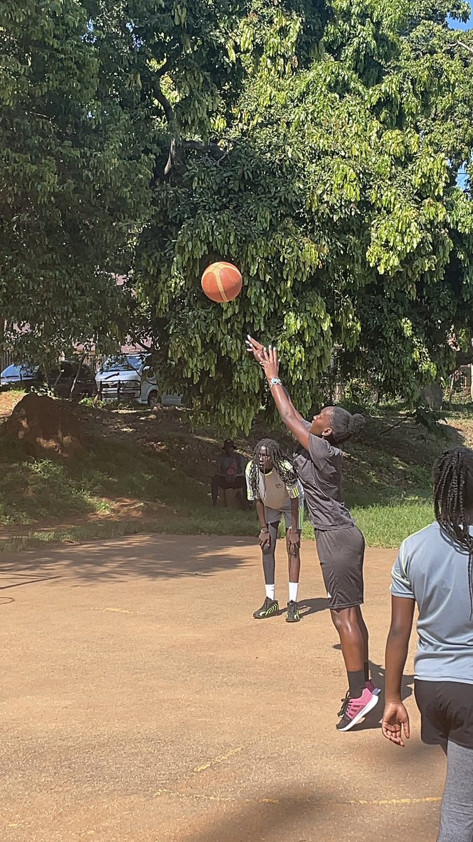 ucaninterna's tweet photo. Good game to both sides; Kisubi Mapeera and U-can International school https://t.co/EPkzzHz8A6