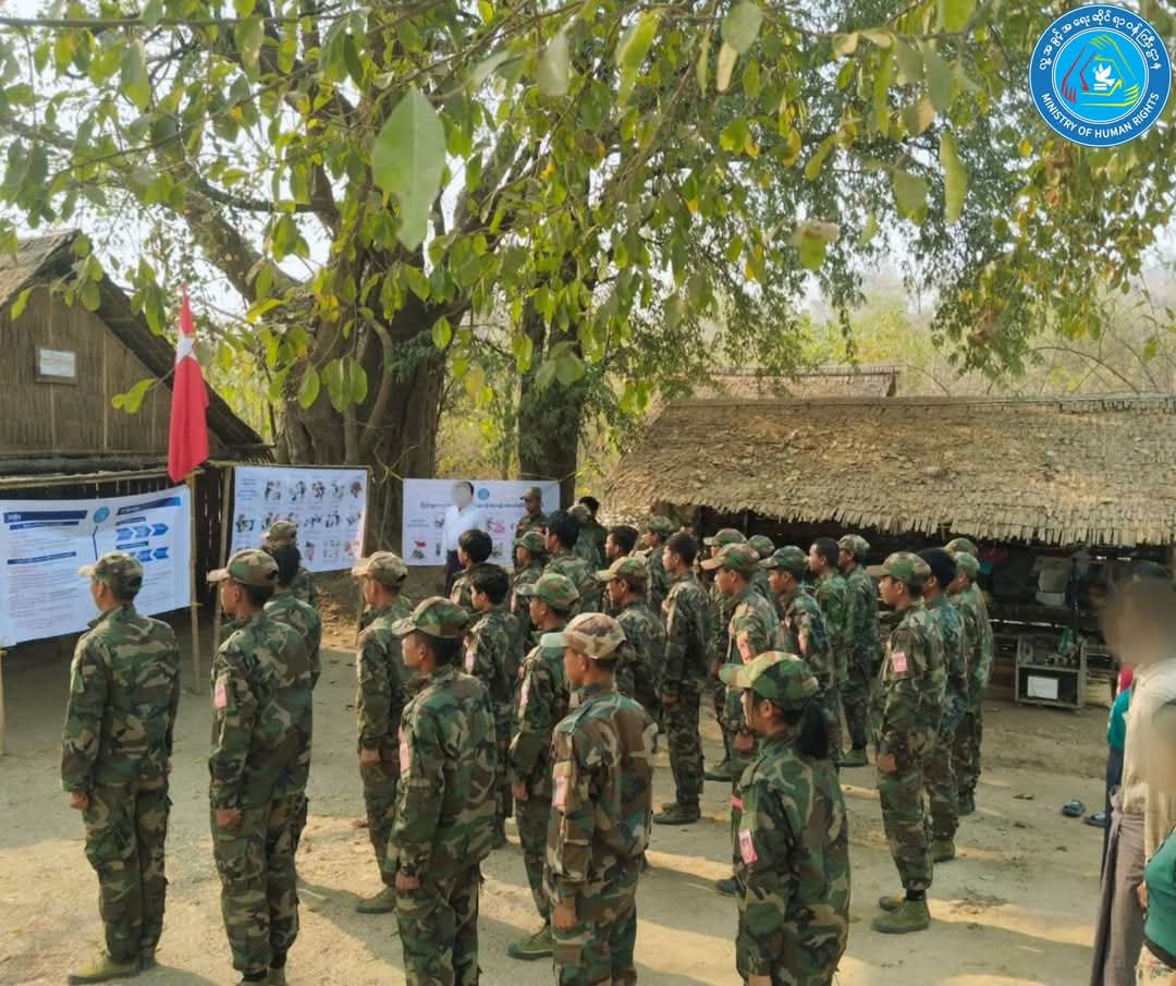 naingnaingaung's tweet image. The Ministry of Human Rights under the National Unity Government said they conducted military code of conduct training for PDF soldiers and 41 other trainees in Seik Phyu Township, Magway Region.
#COC
#MOHR
#2025Apr25Coup
#WhatsHappeningInMyanmar