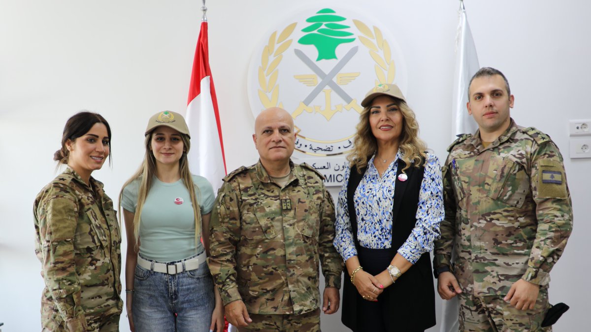 لقاء بين العميد الركن إياد العلم مدير التعاون العسكري-المدني في الجيش اللبناني، ود. جاكي معلوف مؤسسة ورئيسة التجمع الوطني للسكري -  وفريق العمل DiaLeb# تمهيداً للتعاون في أنشطة قادمة تهدف لخدمة #المجتمع.