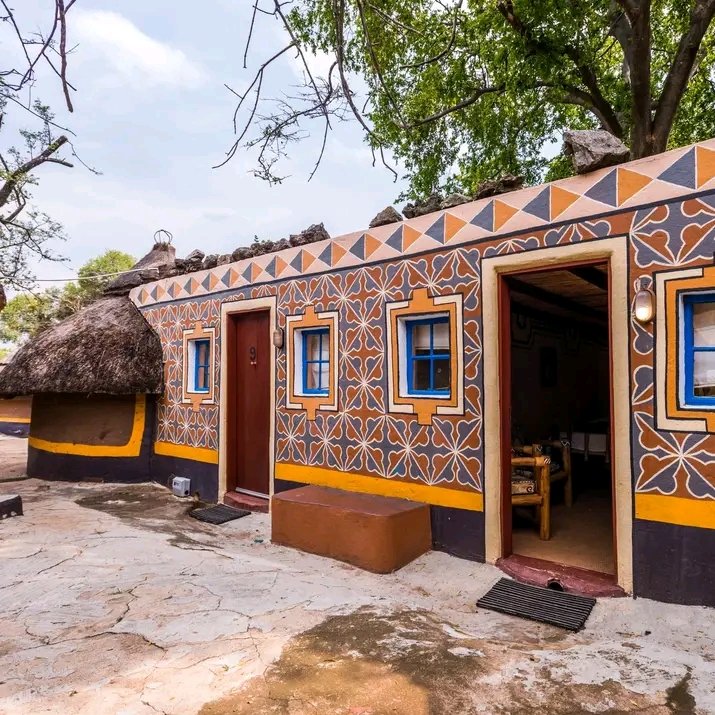 Letstravel65943's tweet photo. Lesedi Cultural Village ⭐️⭐️⭐️⭐️⭐️

For more information click here:

https://t.co/QRVsOZ8P7g
#VATIncrease
#letstravelafrica 
#takethejourneywithUS 
https://t.co/70eSp0ICA4 https://t.co/XVYbhpzWQQ
