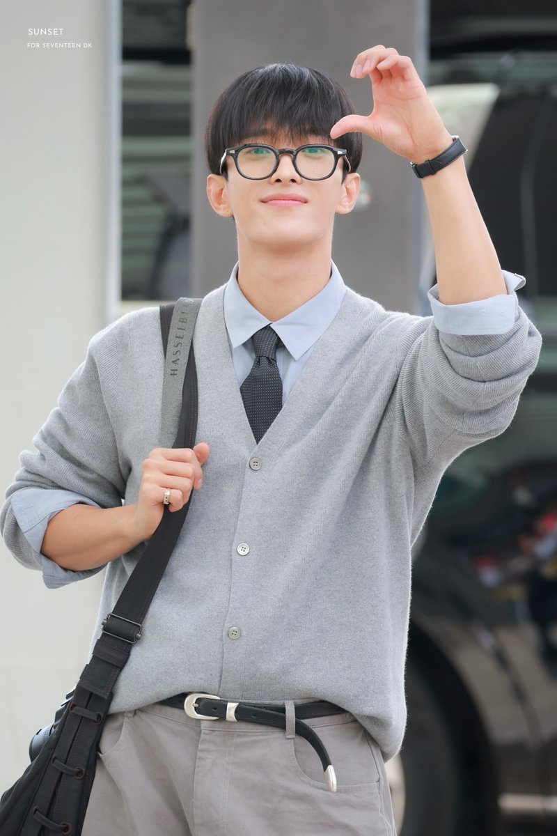 sunsetdk0218's tweet photo. 250423 ICN 출국

#도겸 #DOKYEOM #李碩珉 #이석민 #ドギョム
#SEVENTEEN #세븐틴 https://t.co/5yqhZ5bQ1m