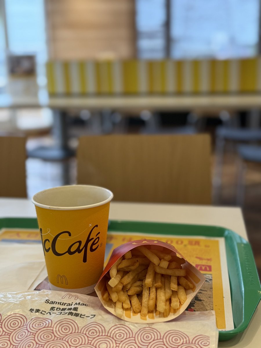 tohson1's tweet photo. breakfast https://t.co/k51fIZXFdn