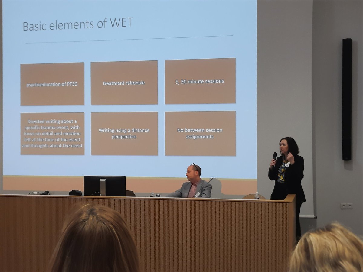 CTesnieres's tweet photo. [Trouble de stress post-traumatique et neuropsychologie]
3 jours de congrès dans notre superbe ville de Caen à @Universite_Caen, avec intervention exceptionnelle de Denise Sloan et Brian Marx! Des intervenants du @CHU_Caen et @Universite_Caen ont pu ainsi présenter leur travaux! https://t.co/FLmMDtJ7Za
