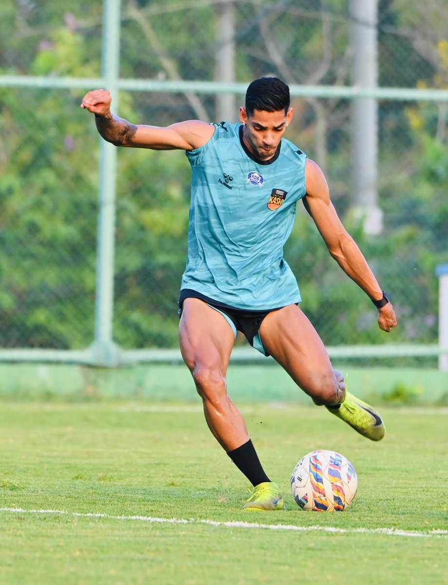 Next up,Quarter Finals 💪🏻⚡️
#GodAboveAll🙏🏻
.
#IndianFootball #SuperCup #InterKashi #HarHarKashi