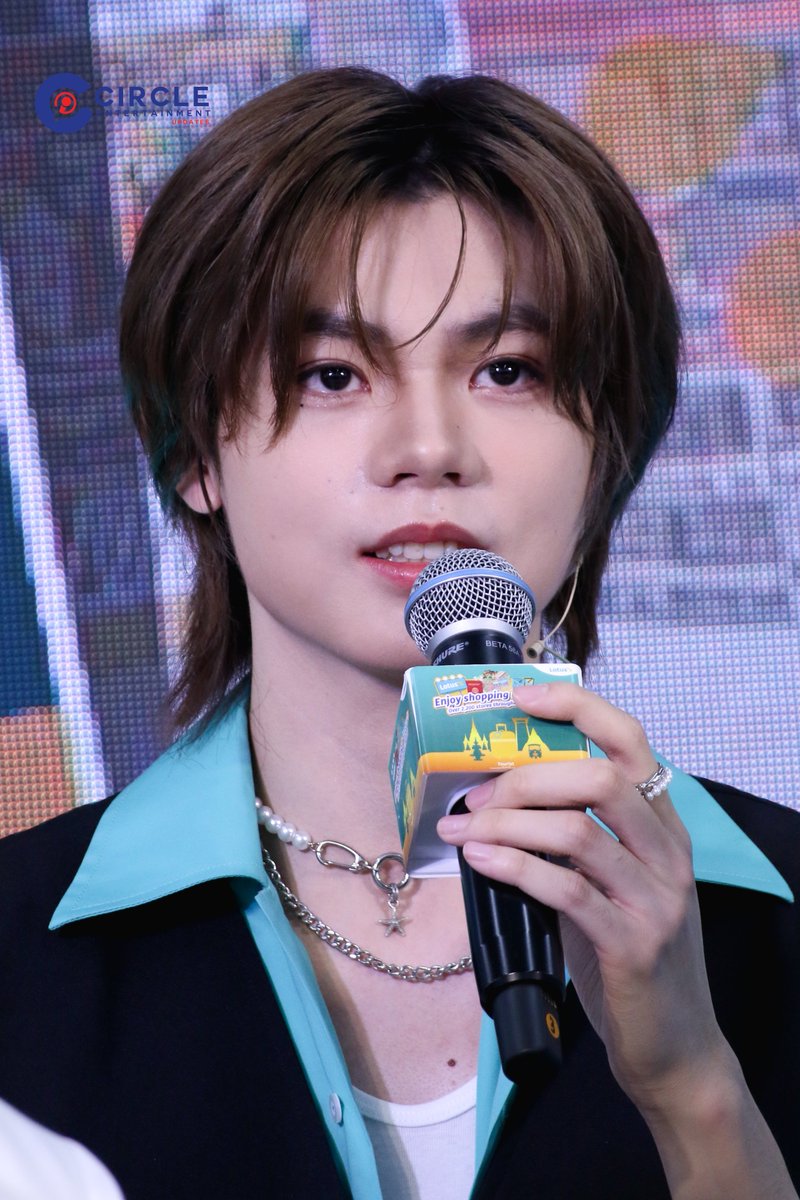 "Xiong " ในงานเปิดตัว Friends of Lotus's👑

GO LOTUS WITH NexT1DE
#NexT1DE_XIONG
#LinJinxiong #林锦雄 #หลินจิ่นฉง 
#Lotuss #LotussTouristCard #LotussXNexT1DE #NexT1DEatLotus #NexT1DE #NT1