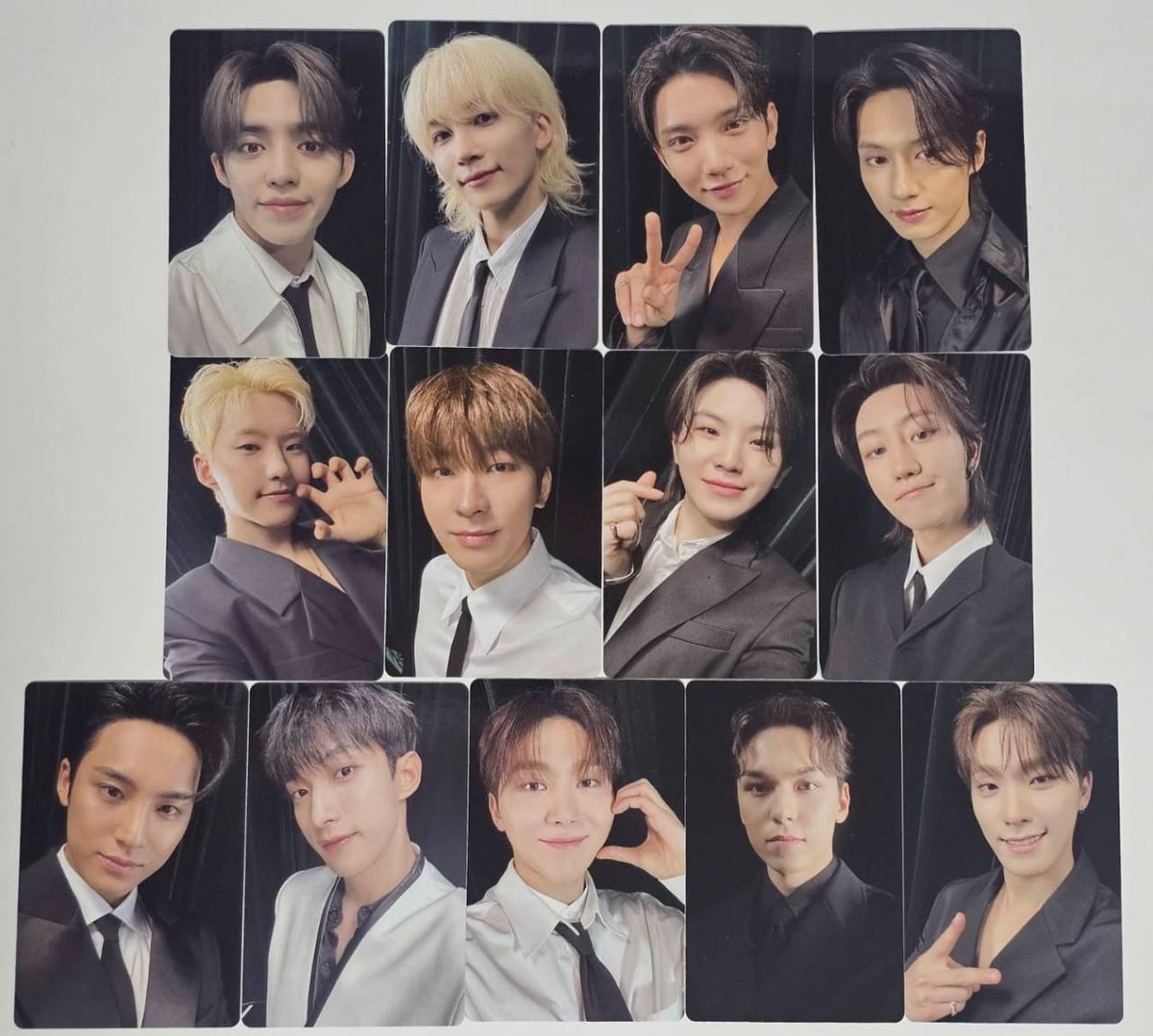 SHARING SEVENTEEN RIGHT HERE WORLD TOUR 

Masih avail PC, All dp 35k
- Jeonghan : 55k 
- Joshua : 50k 
- Jun : 45k
- Hoshi : 50k
- Woozi: 45k
- The8 : 45k
- Dk : 50k 
- Vernon : 40k

Done Co, GO Jaksel💎
Ayoo yg masi cariiii~