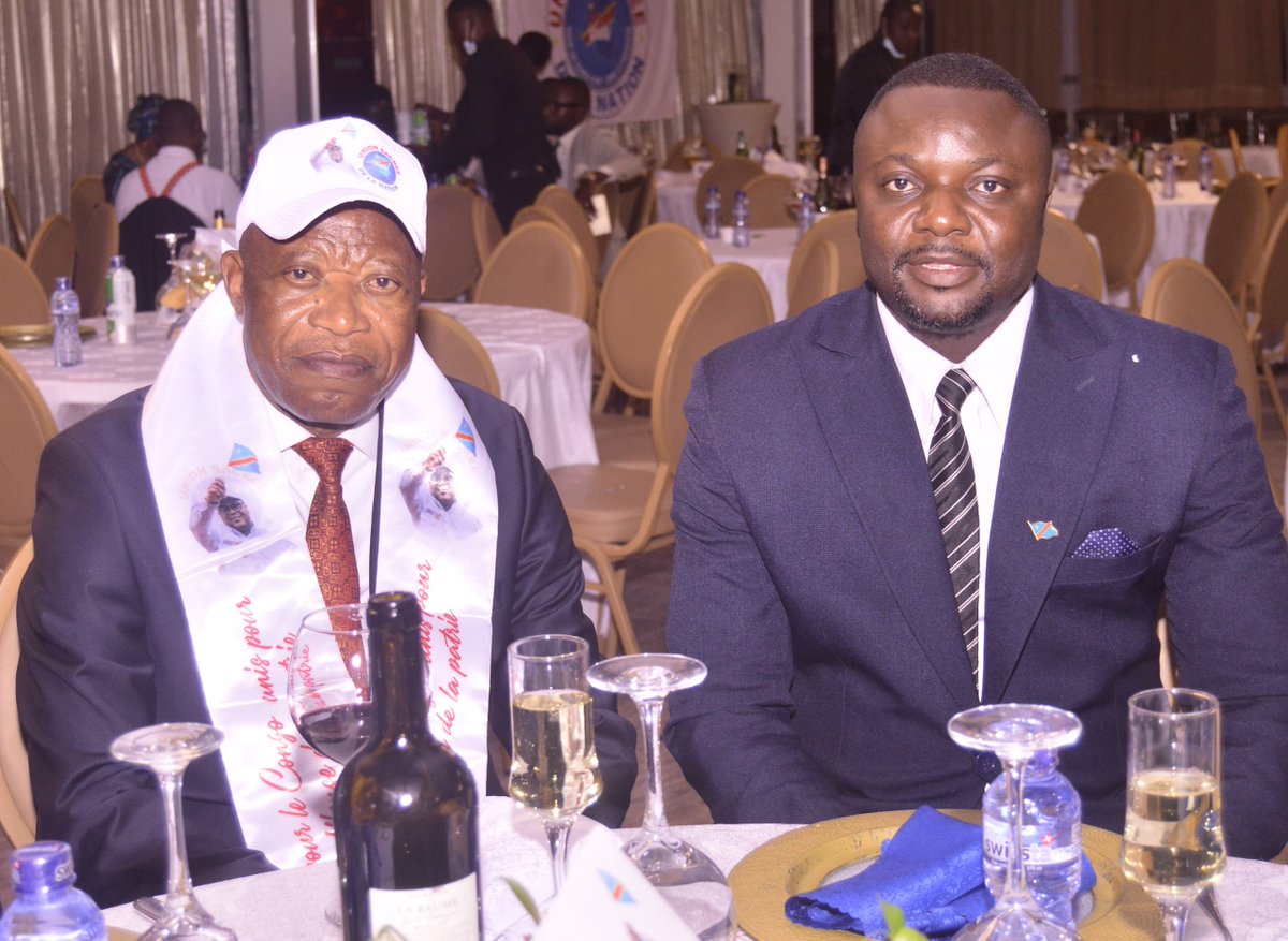 divinmutombo's tweet photo. RDC/INSTANT #USN 
Lancement hier de la chaîne de télévision Union sacrée et de l'hymne. Félicitations cher Professeur André Mbata Secrétaire Permanent de l'Union Sacrée de la nation https://t.co/HVvsOapTMH
