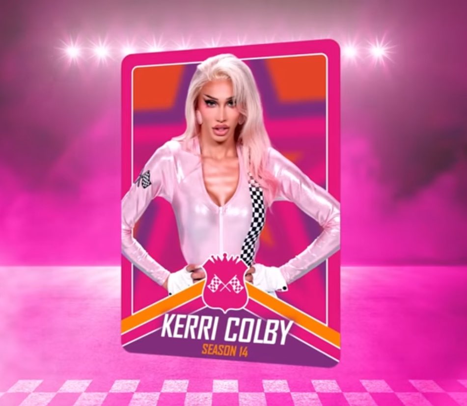 mascarayde's tweet photo. okay but kerri’s little card thingy….baby that’s a face ECONOMY https://t.co/cjY8L1BQOQ
