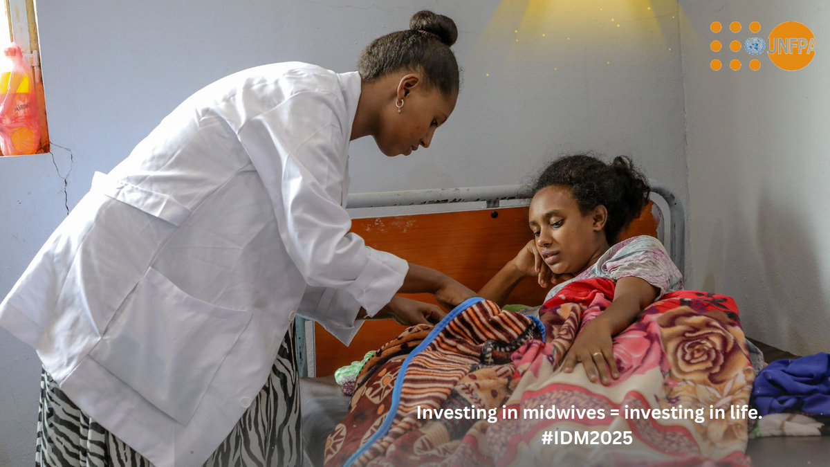 UNFPAEthiopia's tweet photo. 📍#Didyouknow?
🔹 Midwives can prevent 2 out of 3 maternal &amp; newborn deaths.
🔹 #Ethiopia still needs thousands of trained midwives to reach every women.
🔹 #UNFPA supports midwifery training, supplies, &amp; deployment.

Investing in midwives = investing in life.
#IDM2025 https://t.co/X0GCeTriYD