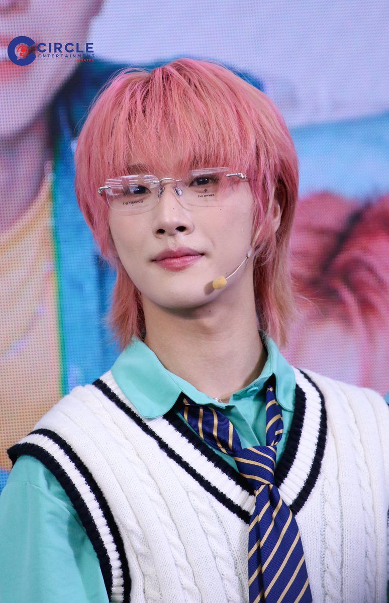 "HU YETAO" ในงานเปิดตัว Friends of Lotus's👑

GO LOTUS WITH NexT1DE
#NexT1DE_HUYETAO 
#HuYetao #หูเย่เทา #胡烨韬 
#Lotuss #LotussTouristCard #LotussXNexT1DE #NexT1DEatLotus #NexT1DE #NT1