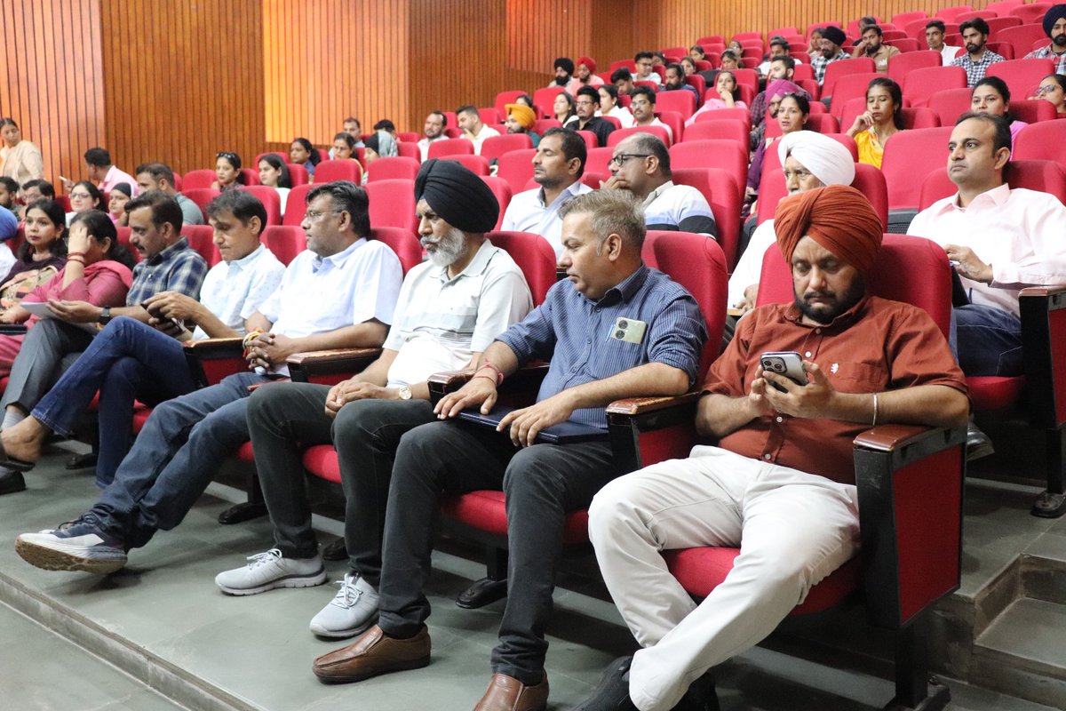 I K Gujral Punjab Technical University, Jalandhar organized National Seminar on "Indian Knowledge System through Libraries: Manuscripts to AI era". <a href="/DrAPSingh_BHU/">Prof. Ajay P. Singh 🇮🇳</a> graced the inaugural session as Chief Guest.
#BooksforAll
#LibrariesforAll