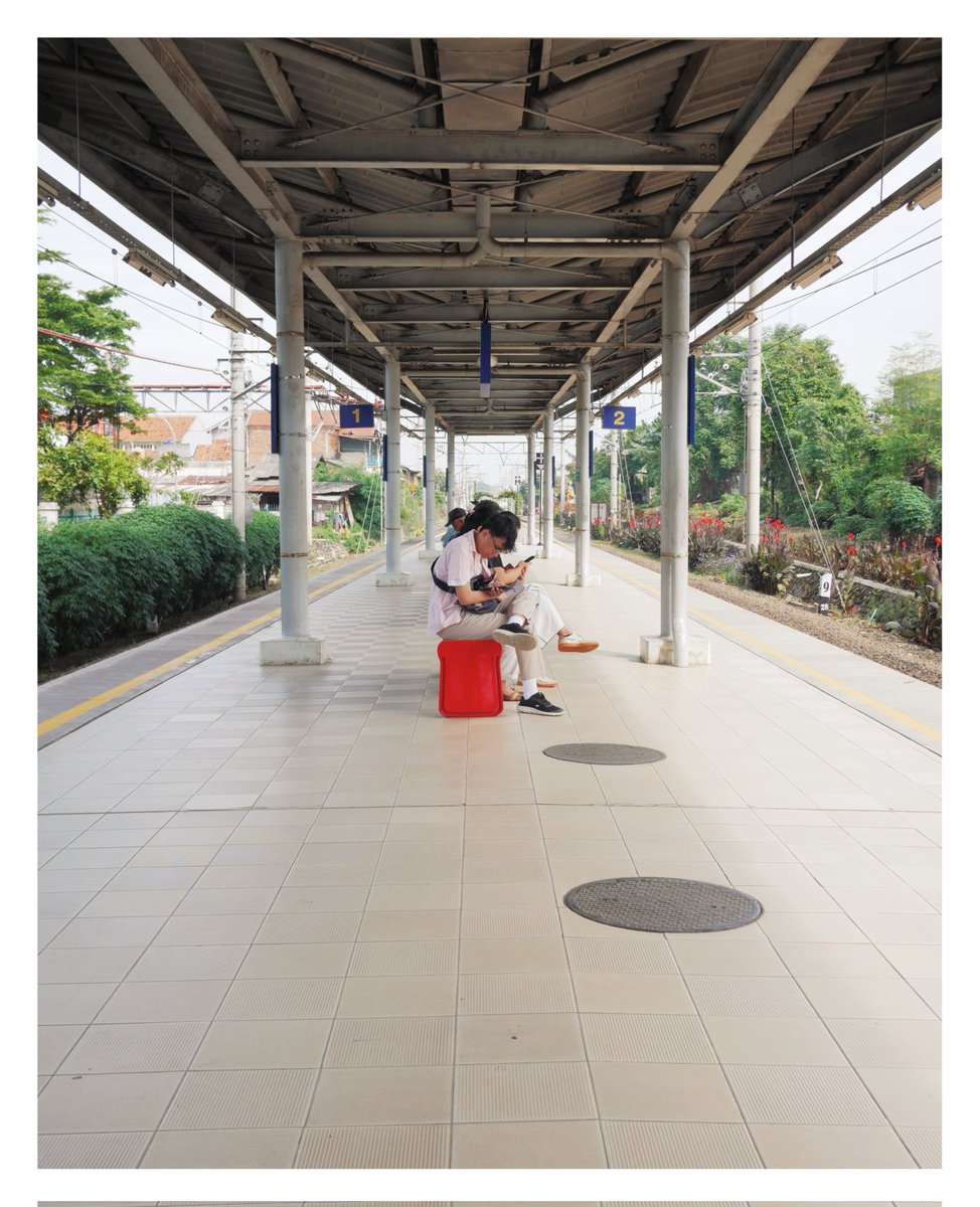 sighwie's tweet photo. kadang ketika bingung mau ambil komposisi apa, pilihan "ini" malah jarang gagal ๐
#vsco
#MotretHepi
#dailycekrek
#SetorFotoPio
#vscodaily
#vscosnapshot
#streetphotography https://t.co/yiXXu20Wxp
