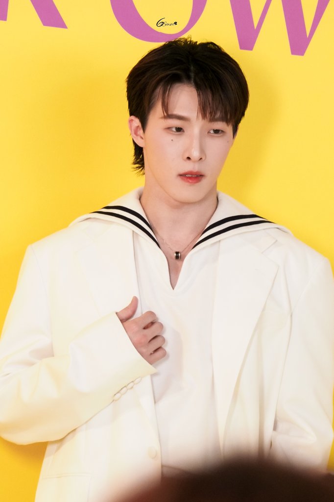 6sense_proxie's tweet photo. 250425📸☘️
💛✨️
#CommaAndBeYourOwnMuse
#MOOBangkok
#PROXIEth #PROXIEKim
>>#VIsensepic https://t.co/SRufPdbSef