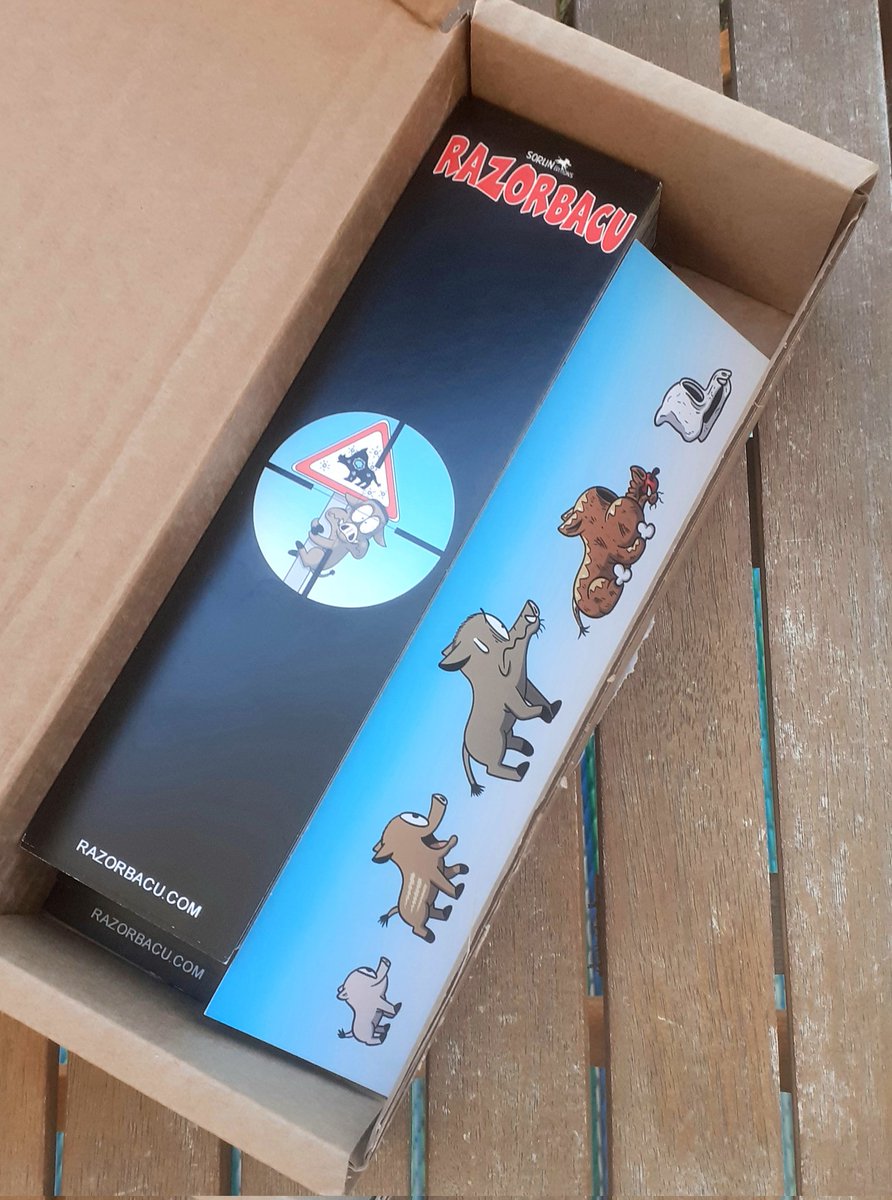 J'ai reçu mes marque-pages pour la sortie du Razorbacu 12 début juin 🙂
razorbacu.com
