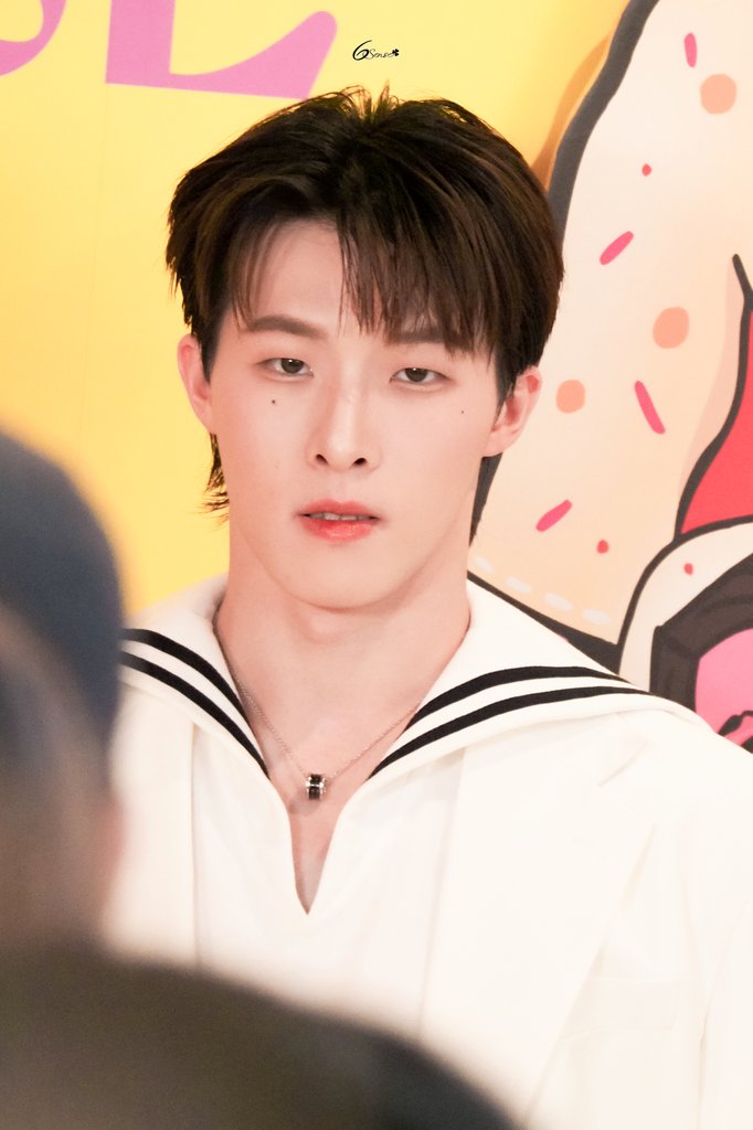 6sense_proxie's tweet photo. 250425📸☘️
Kim for men 🌟💛
#CommaAndBeYourOwnMuse
#MOOBangkok
#PROXIEth #PROXIEKim
>>#VIsensepic https://t.co/A6tBvL3oXe