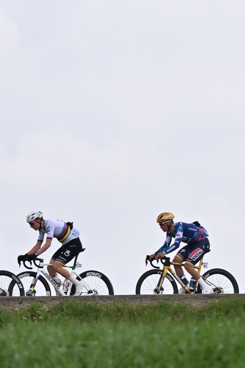 A Pie de Puerto tweet media