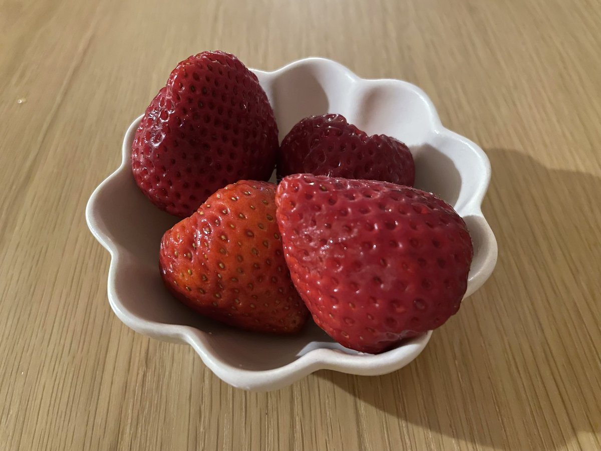 syokocello's tweet photo. ありがとう🍓 https://t.co/tb4JUv0Jyc