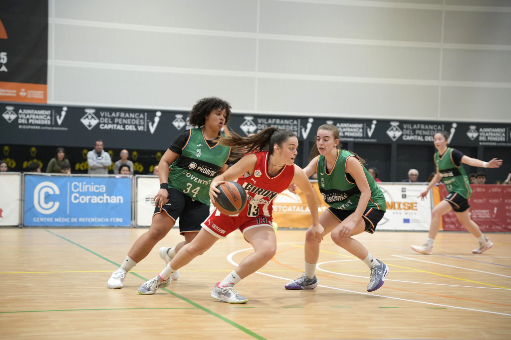 FCBQ (@fcbq) on Twitter photo 🏆#FEBJuniorF2025 / Presència catalana a l'estatal de clubs Júnior Femení de #Huelva
🔜 Huelva acull l'estatal de clubs Júnior Femení 2025 amb Bàsquet Girona-Uni Laia Palau, Joventut Badalona i Barça CBS com a representants catalans.
➡️ basquetcatala.cat/noticies/11254
📸 <a href="/VilafrancaAj/">Ajuntament de Vilafranca del Penedès</a> 🏆#FEBJuniorF2025 / Presència catalana a l'estatal de clubs Júnior Femení de #Huelva
🔜 Huelva acull l'estatal de clubs Júnior Femení 2025 amb Bàsquet Girona-Uni Laia Palau, Joventut Badalona i Barça CBS com a representants catalans.
➡️ basquetcatala.cat/noticies/11254
📸 <a href="/VilafrancaAj/">Ajuntament de Vilafranca del Penedès</a>