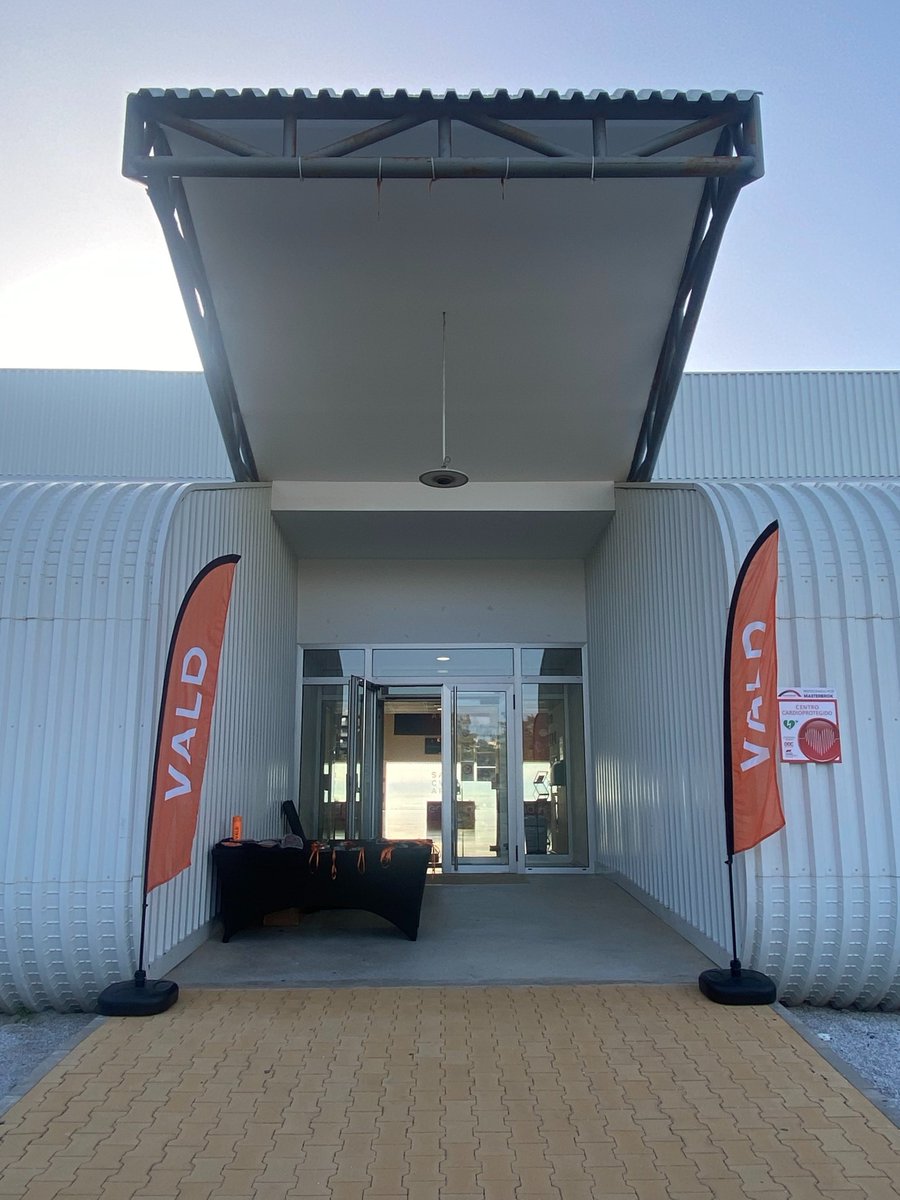 ¡Hoy nos encontramos en las jornadas de alto rendimiento de <a href="/VALDPerformance/">VALD Performance</a> en Training Center The Embassy! 🔝