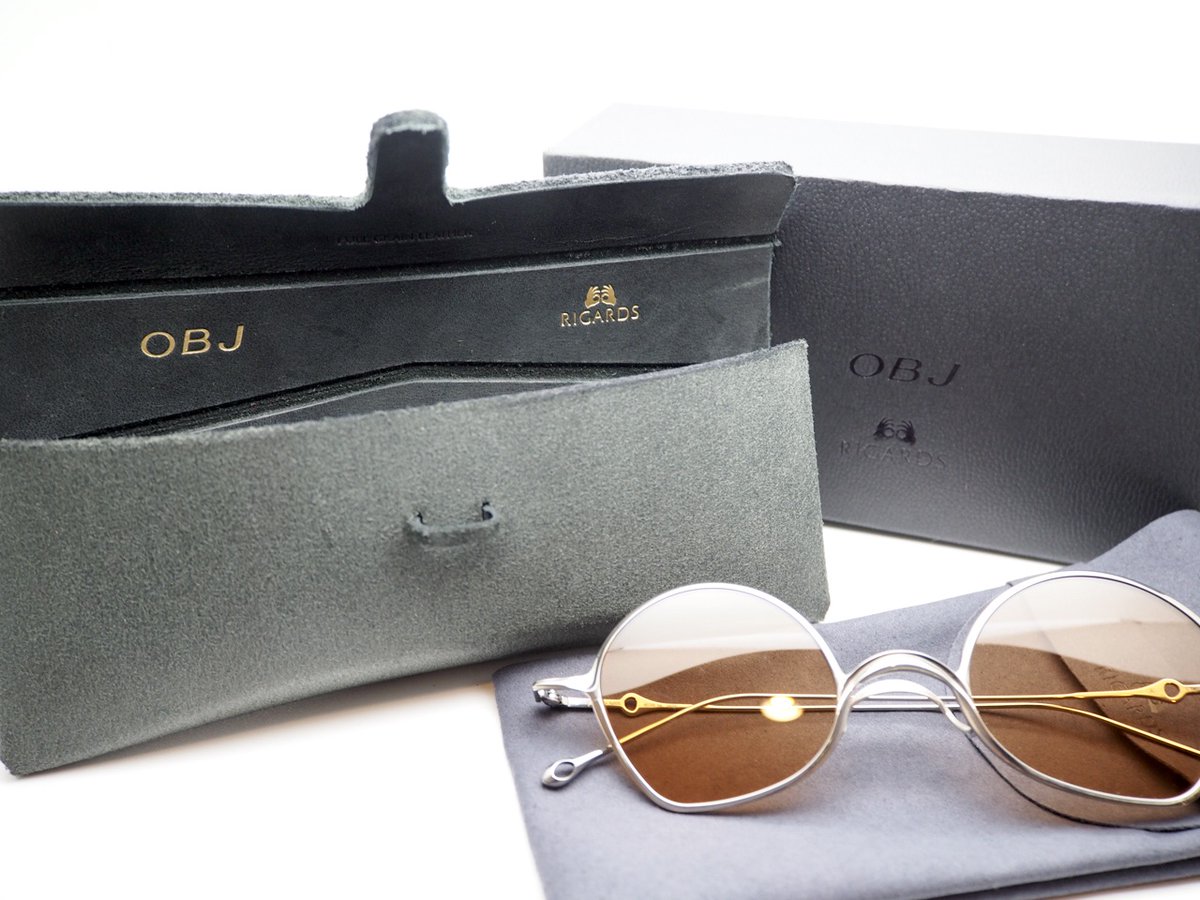 【ブログ更新しました！】
RIGARDS と我々 OBJ のコラボレーションモデルが登場しました！
ぜひ店頭にてお試しください👓
↓↓↓
east.e-obj.jp/?eid=1324755