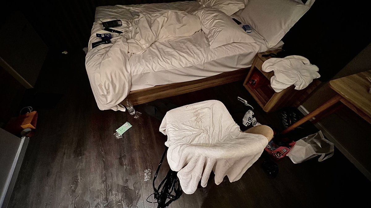 已经老实！连发两次都喷射到自己嘴上🥛！约起来！私🙋 #农牛 #边缘控制 #射精 #精牛 #虐腹 #sm  #控射 #gay