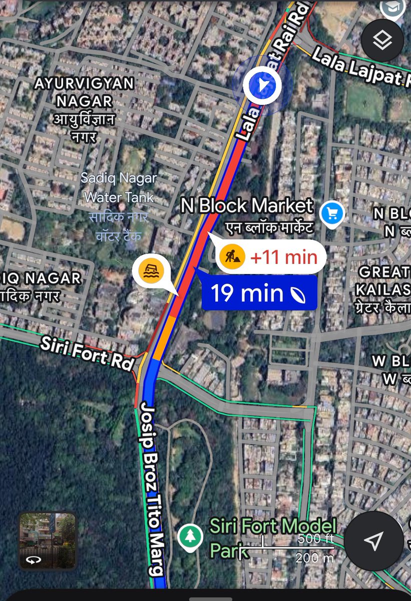 We really need to manage predictable traffic jams in places like schools at closing times - so much inefficiency and wastage of time and petrol, increased pollution etc. 
#trafficjams #Trafficpolice #trafficplanning