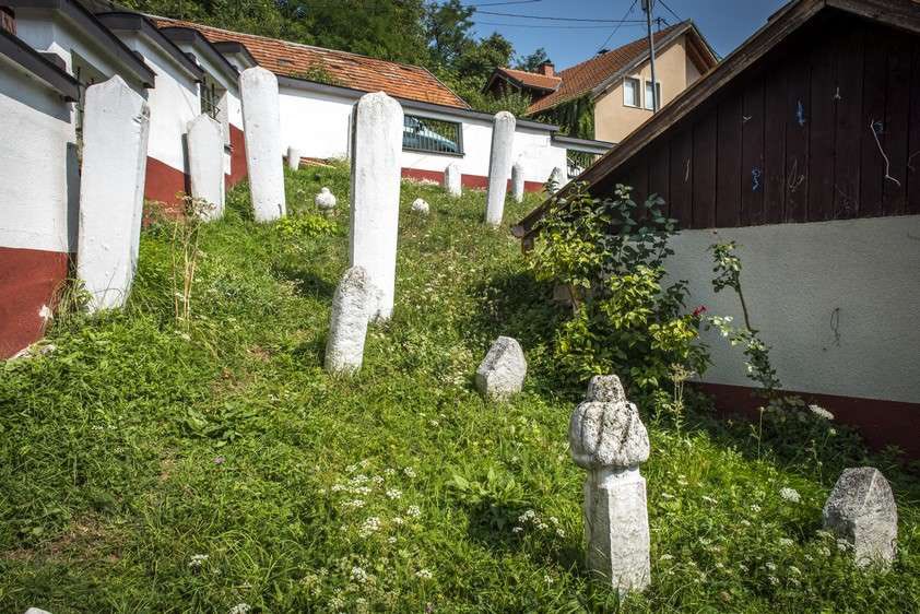 🇧🇦 Bosna-Hersek, Saraybosna

🕌 Rogo Zade Camii

🤲🏻 Duaların kabul, gönüllerin huzur bulduğu bir Cuma olması dileğiyle..

🌹 #HayırlıCumalar