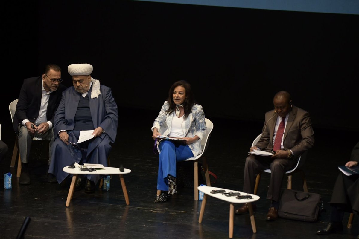 "Religious leaders have the power to convey the messages of peace, understanding, mutual respect, and dialogue. Dialogue continues to be the cornerstone of religious actors around the world.”
— Ms. Nihal Saad, moderating the first roundtable in #CallForPeaceGernika