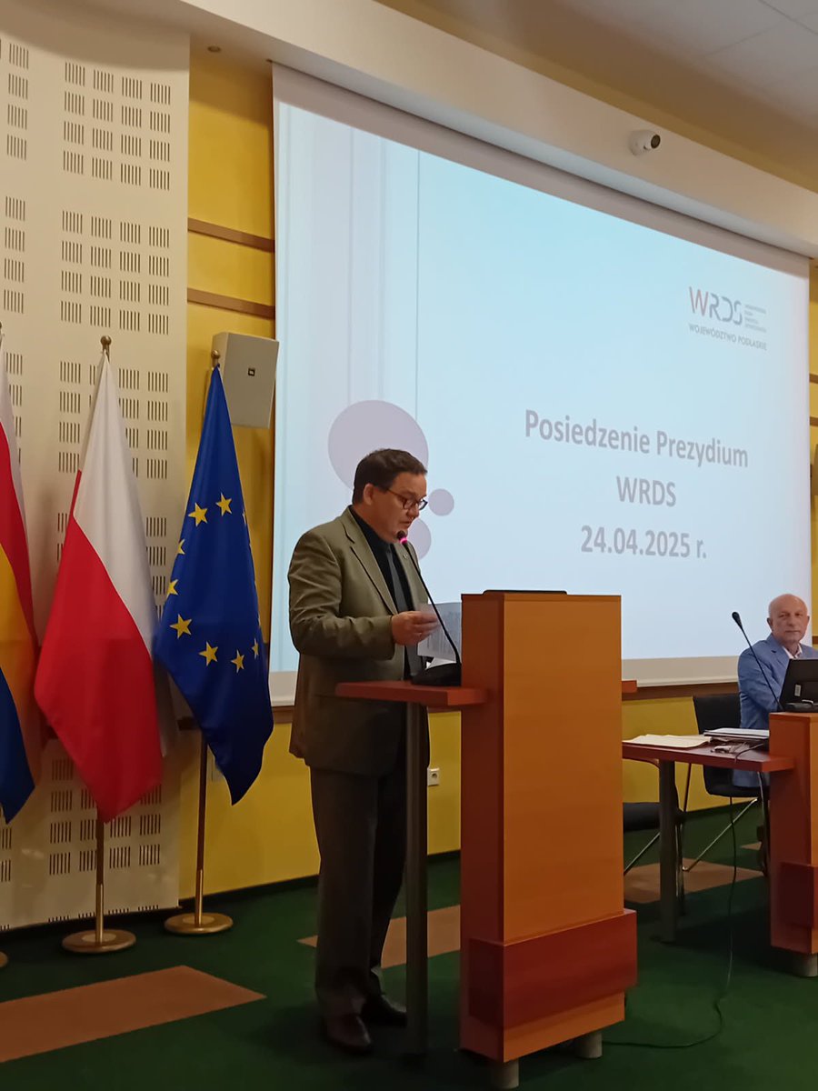 OIP_Bialystok's tweet photo. 📍24.04.2025 r. p.o. OIP w Białymstoku dr Karol Łapiński wziął udział w posiedzeniu WRDS, gdzie wskazał rolę PIP w mechanizmie warunkowości społecznej oraz rozwiał wątpliwości dotyczące kontroli rolników indywidualnych.👩🏼🌾🧑🏼🌾
#PIP #WRDS #rolnictwo #dopłaty https://t.co/Md8dAiT1Ej
