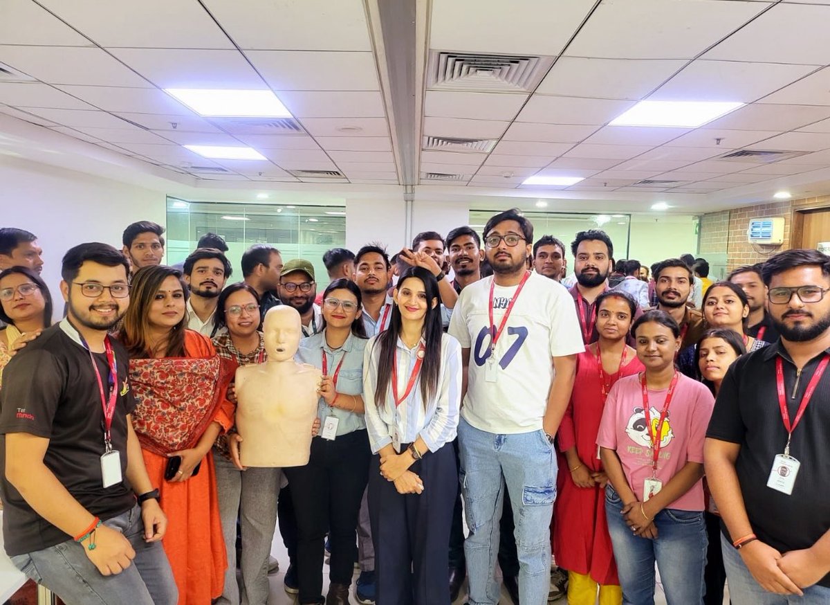 sethichetan's tweet photo. CPR (cardiopulmonary resuscitation) is a vital life-saving skill that can make difference between life and death in a cardiac emergency.

Thank you @techmahindracsr and @joshnoida_techm for arranging a session of this life saving skill for the associates ! #TechMNoida #CPR https://t.co/2ImqeT4QyW