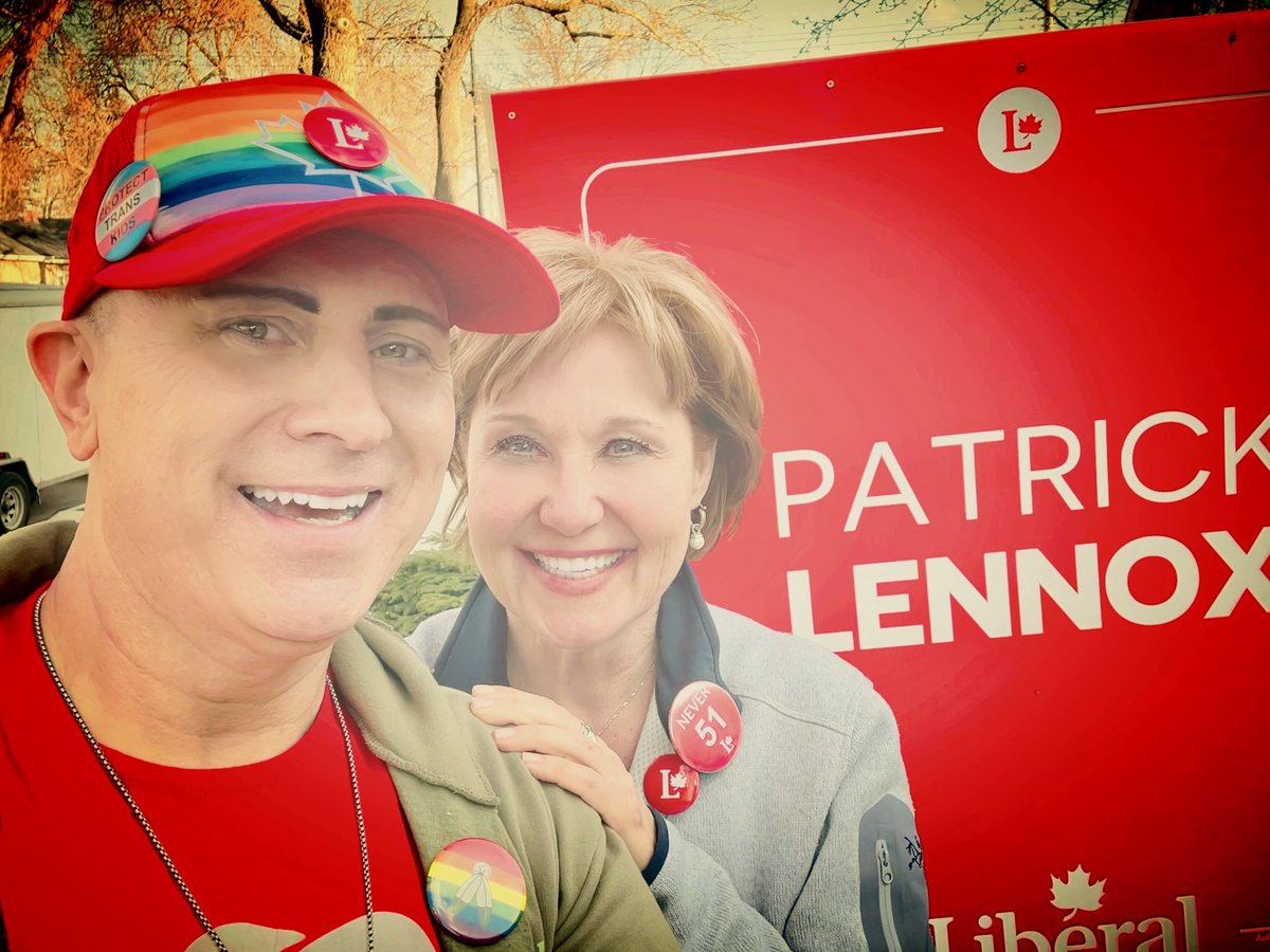 Was an absolute pleasure to catch up with you Premier <a href="/christyclarkbc/">Christy Clark</a> it’s been too long my friend. Thanks for the wonderful chat and support of <a href="/PatrickLennox_/">Patrick Lennox</a> tonight in Edmonton/Griesbach <a href="/liberal_party/">Liberal Party</a>