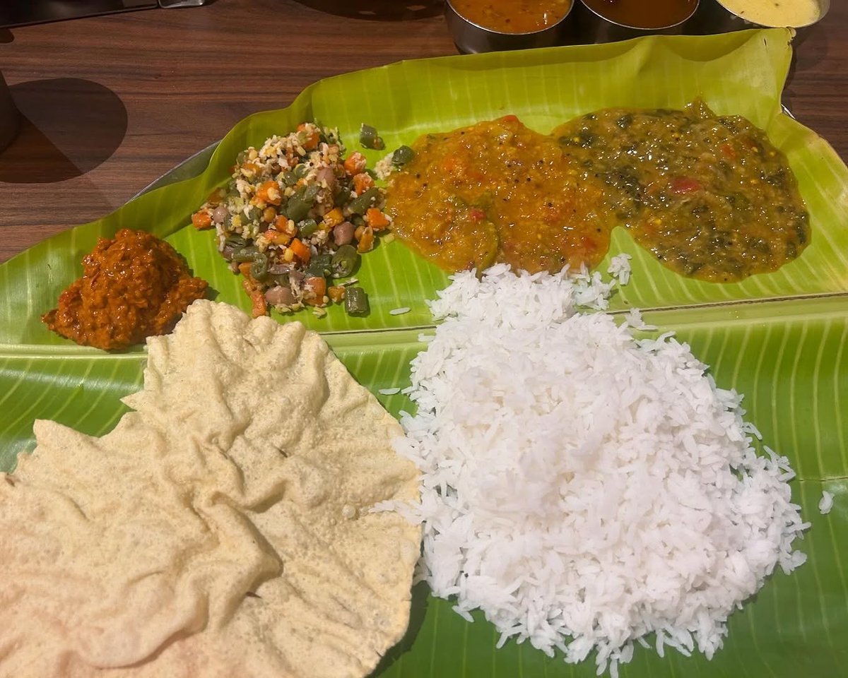 Let's join and have Lunch ❤️

Today's 🤪 My Favorite Full Veg Meals 🥗🧆

What is your favourite 🤩