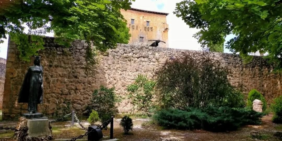 Covarrubias 
Burgos