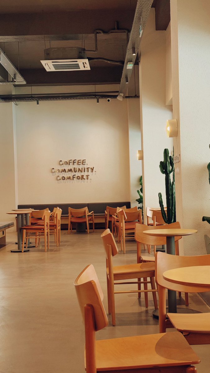 kubraderlermis's tweet image. Maltepe’ye dışarıda çalışabileceğiniz çok tatlı bir mekan açılmış. İnterneti de çok güzel, önerilir👍🏻👍🏻