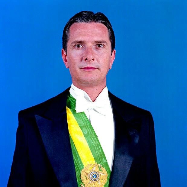 FotosDeFatos's tweet photo. URGENTE 

O ex presidente Fernando Collor de Mello está PRESO. https://t.co/j6pZK0s4Iv