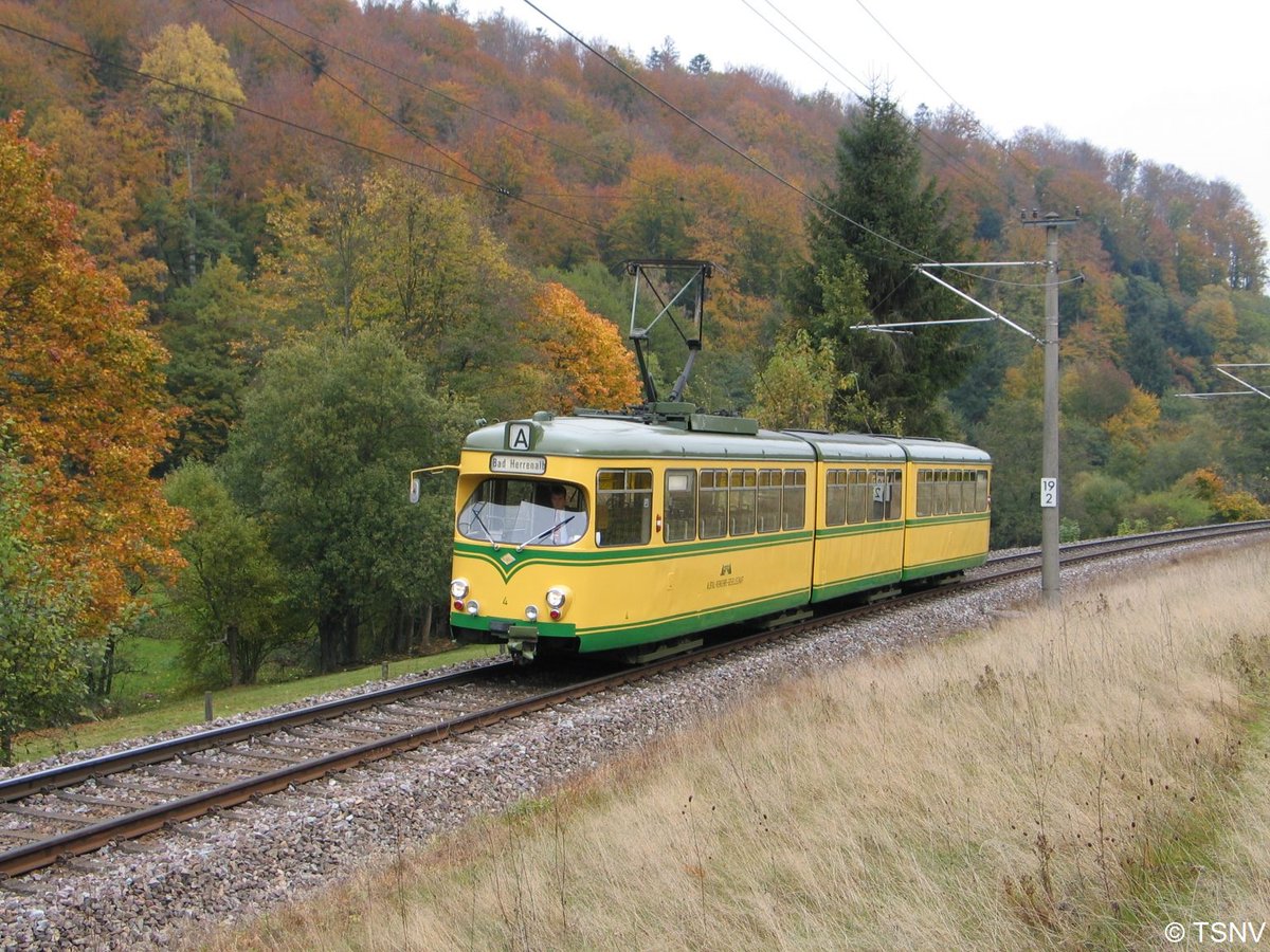 VBK_GmbH's tweet photo. Der 1. Mai ist nicht nur der #TagDerArbeit. Heute wird in 🇩🇪 auch der #TagDerMuseumsbahnen gefeiert🚂Auch der Verein Treffpunkt Schienennahverkehr #Karlsruhe erhält in seinem Depot einige besonders schöne historische Bahnen für die Nachwelt.👉https://t.co/qtPeTU3oCs
#ÖPNV #TSNV https://t.co/hLCap0U2eg