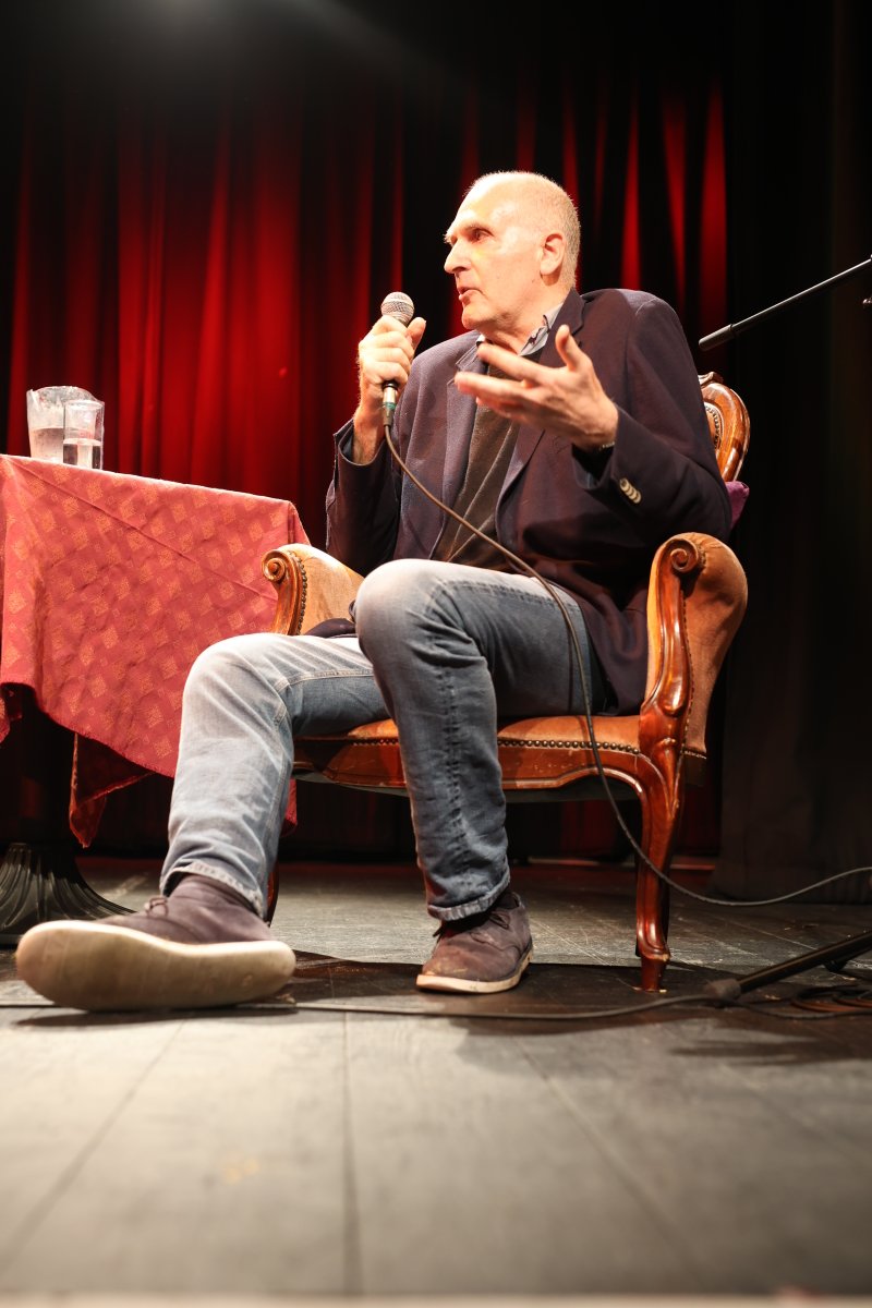 Marine Theatre Lyme Regis (@marinetheatre) on Twitter photo Looking back on last week's SOLD-OUT John Crace event 🤩
Big thanks to both <a href="/JohnJCrace/">John Crace</a> and <a href="/PaddyMagrane/">Paddy Magrane</a> for a great evening! 👏
#theguardian #johncrace #talk #books #sketchwriter #politics #comedy #QnA Looking back on last week's SOLD-OUT John Crace event 🤩
Big thanks to both <a href="/JohnJCrace/">John Crace</a> and <a href="/PaddyMagrane/">Paddy Magrane</a> for a great evening! 👏
#theguardian #johncrace #talk #books #sketchwriter #politics #comedy #QnA