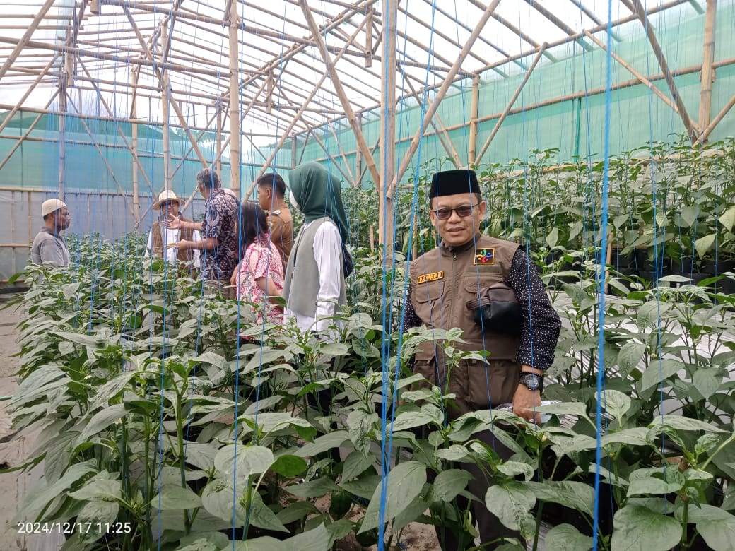 DMutoan's tweet photo. *Ketahanan pangan untuk kesejahteraan rakyat desa*

@prabowo
@YandriSusanto27
@ArizaPatria
@Taufikmadjid71
@kemendespdt
@bpsdmkemendesa https://t.co/FFPIeaeHdR