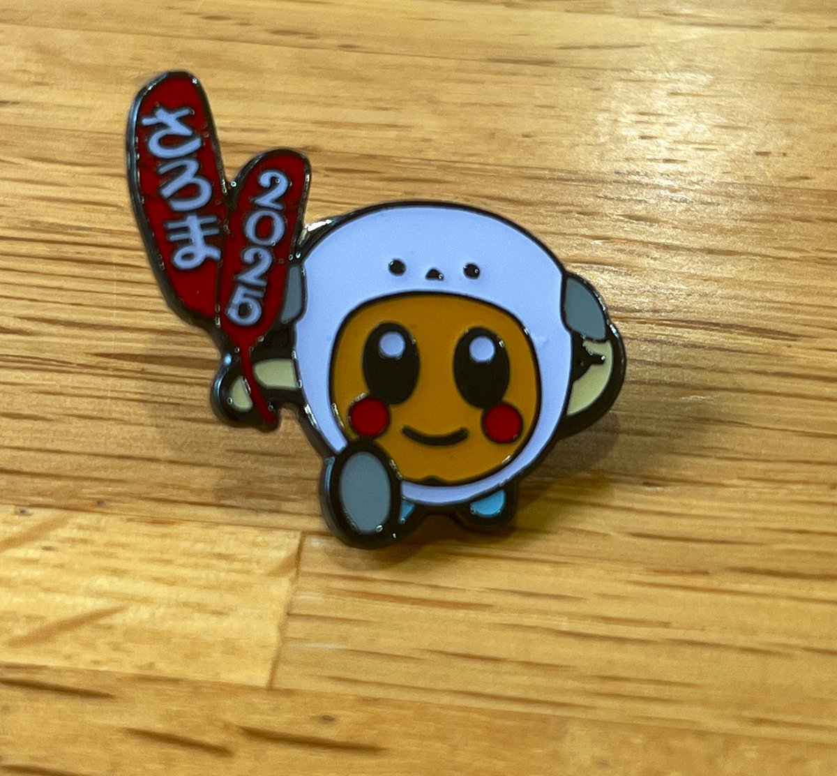 さろま〜るに佐呂間町✖️赤い羽根共同募金のご当地ピンバッジ設置しま