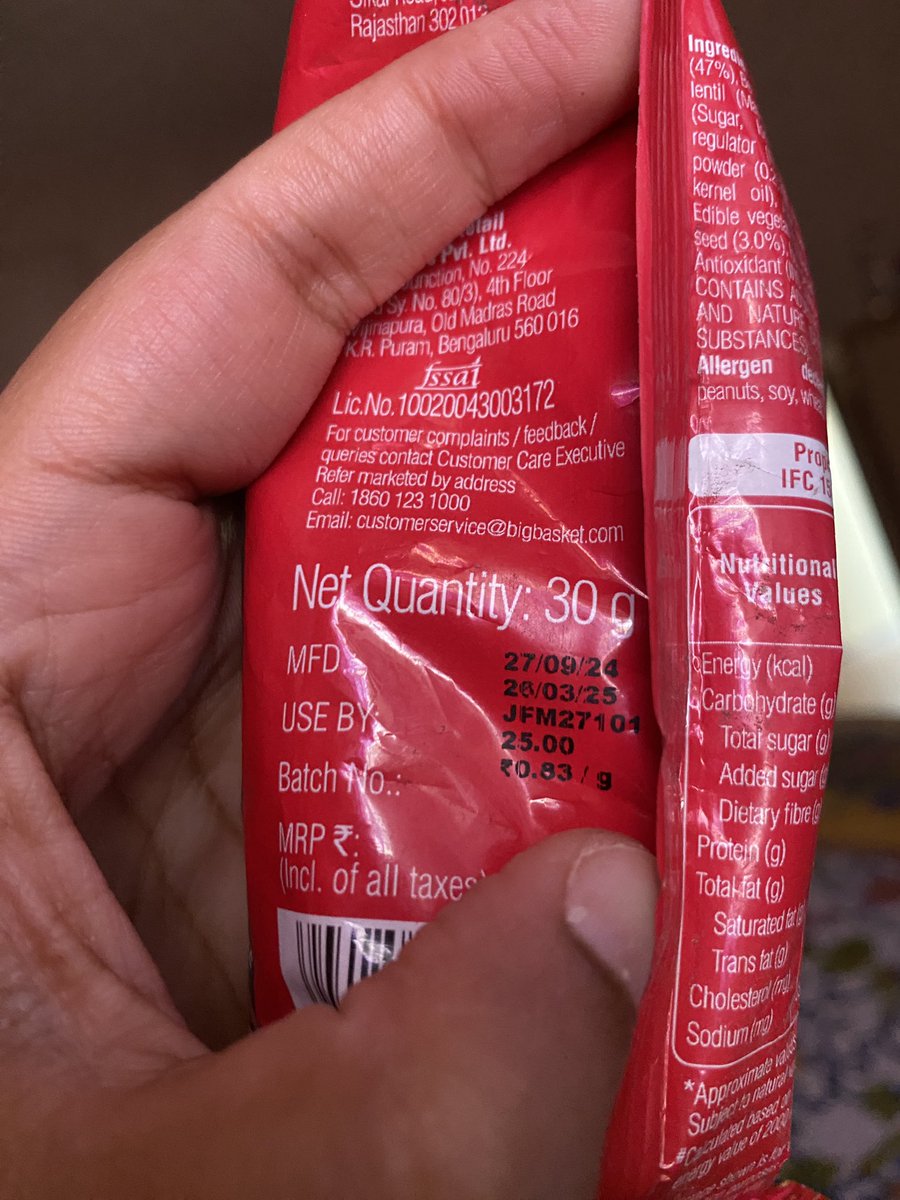 thatdream3rr's tweet photo. @bigbasket_com Beware of the 50% sale that BB is running now. Ordered few products of which I received expired products. The product is a BB product as well. @harimenon_bb @TataCompanies https://t.co/KCKI4am4bn
