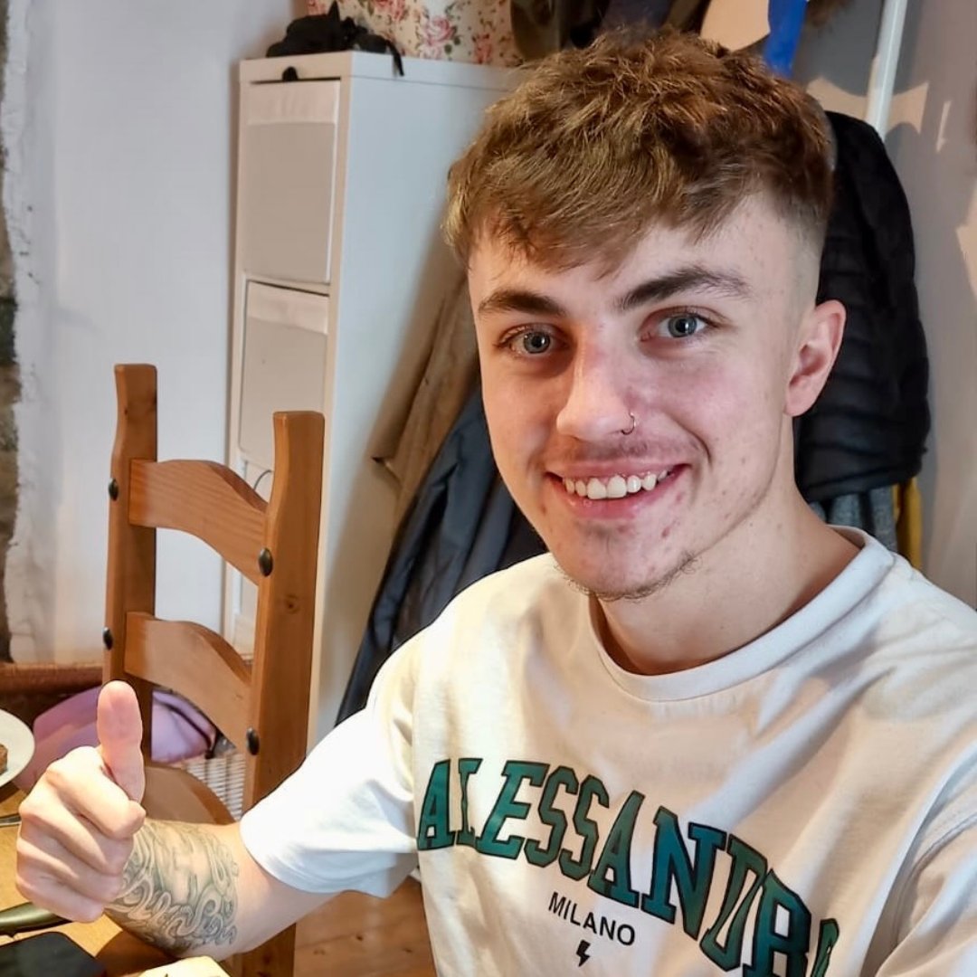 Spinal Research (@spinalresearch) on Twitter photo “As his older brother you want to fix things and realising you can’t is heartbreaking.”
Lloyd Hughes is running the <a href="/LondonMarathon/">TCS London Marathon</a> for his youngest brother Harri, 20, paralysed after a car crash.
To support Lloyd & <a href="/SpinalResearch/">Spinal Research</a> go to bit.ly/4llgKQa
#teamSpinal “As his older brother you want to fix things and realising you can’t is heartbreaking.”
Lloyd Hughes is running the <a href="/LondonMarathon/">TCS London Marathon</a> for his youngest brother Harri, 20, paralysed after a car crash.
To support Lloyd & <a href="/SpinalResearch/">Spinal Research</a> go to bit.ly/4llgKQa
#teamSpinal