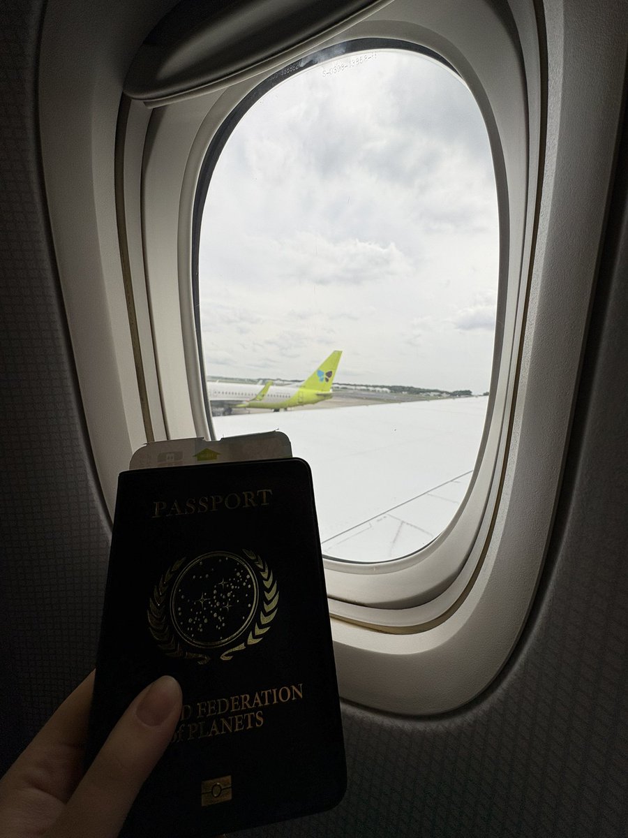 아침8시에 집에서 나왔는데 아직도 도착을 못했다정도 가 아니고 이제버스탐 질린다
공항버스2시간->나리타->인천->공항버스4시간…내가 본가 안가는 이유가있는거임…